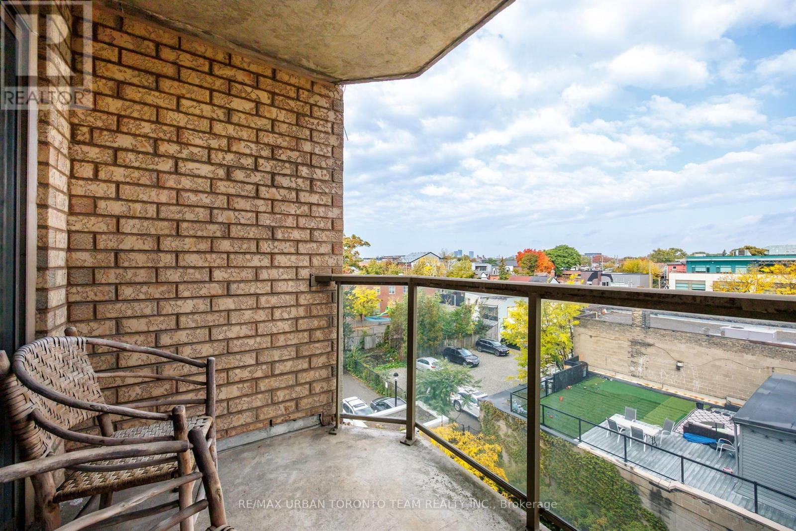 #505- 140 Bathurst Street, Toronto, ON photo 24