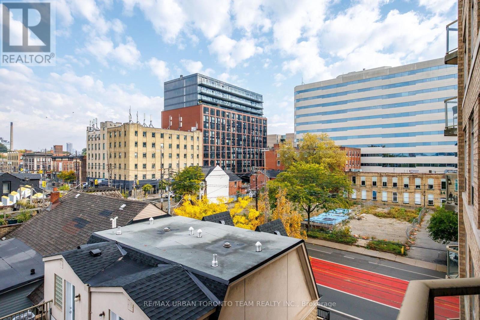 #505- 140 Bathurst Street, Toronto, ON photo 26
