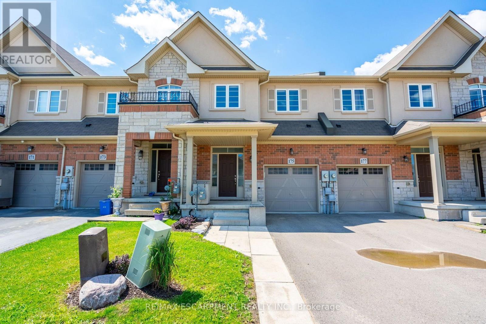 175 LORMONT BOULEVARD, Hamilton (Stoney Creek Mountain) — photo 2