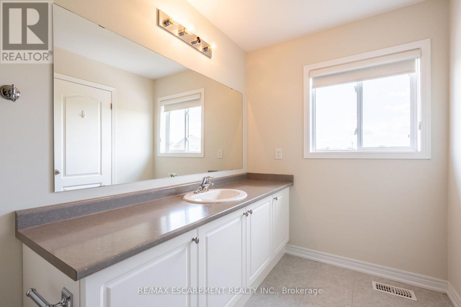 175 Lormont Boulevard, Hamilton, ON photo 40