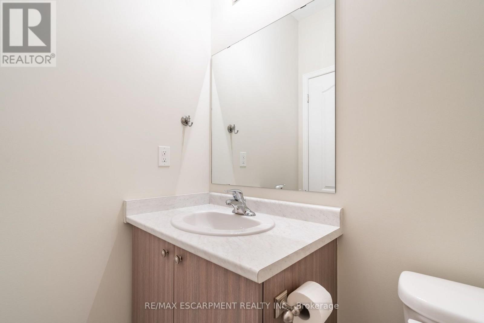 175 LORMONT BOULEVARD, Hamilton (Stoney Creek Mountain) — photo 9