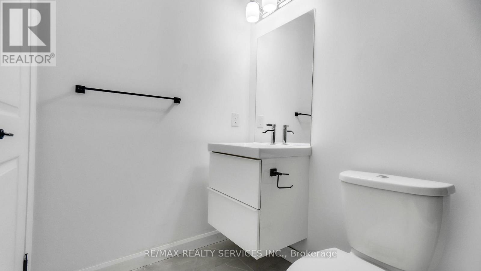 7 Erie Avenue — photo 14