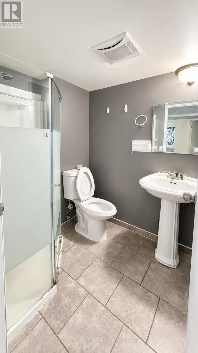 8 Chalet Road — photo 12