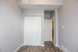 Living room - 434 Elgin Avenue, Winnipeg, MB R3A0K7 Photo 6