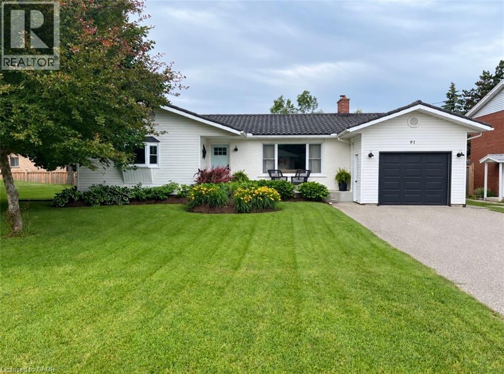 91 MILL Street E, Milverton — photo 2
