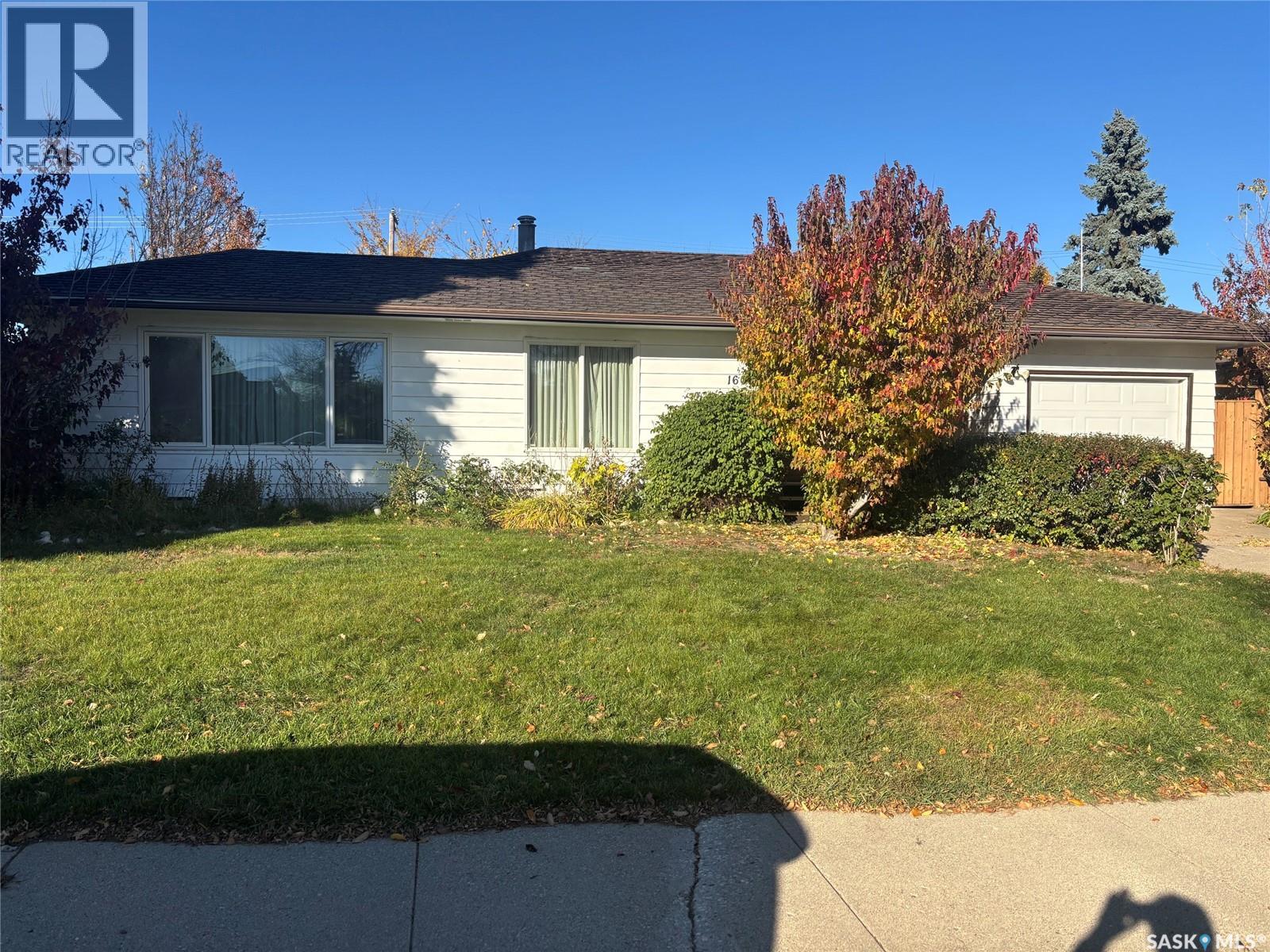1605 landa STREET - 1