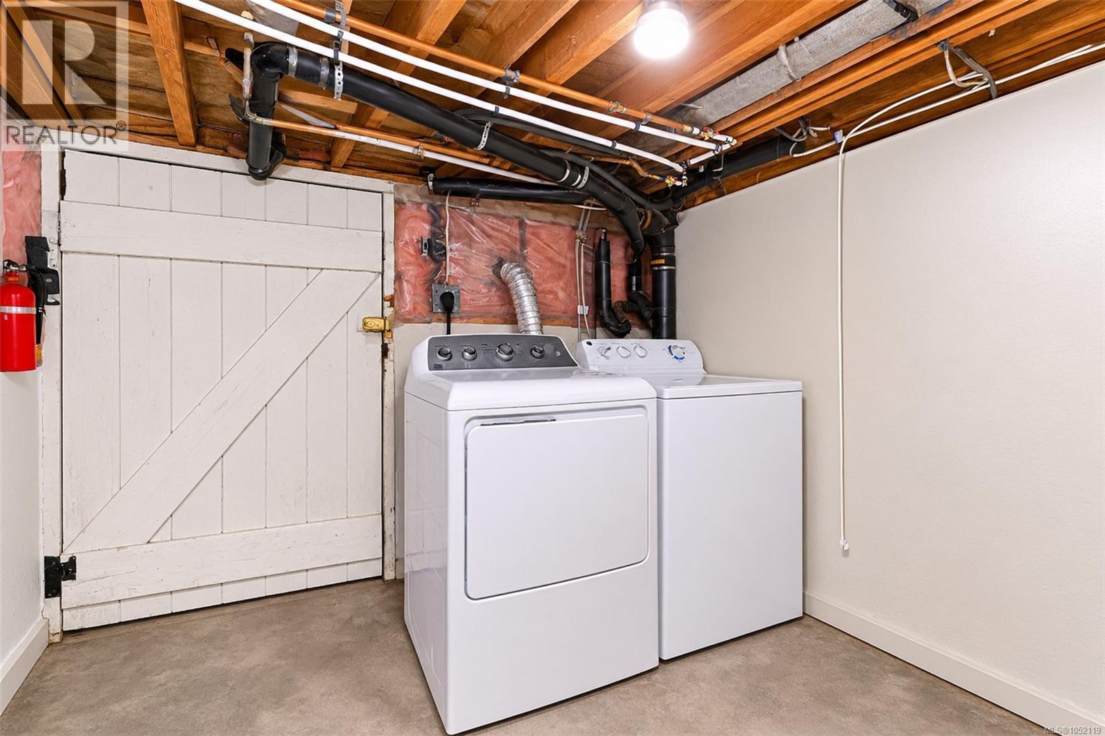  2834 Wyndeatt Avenue, Saanich