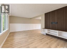 Laundry room - 3721 Caen Avenue, Regina, SK S4S0Y5 Photo 9