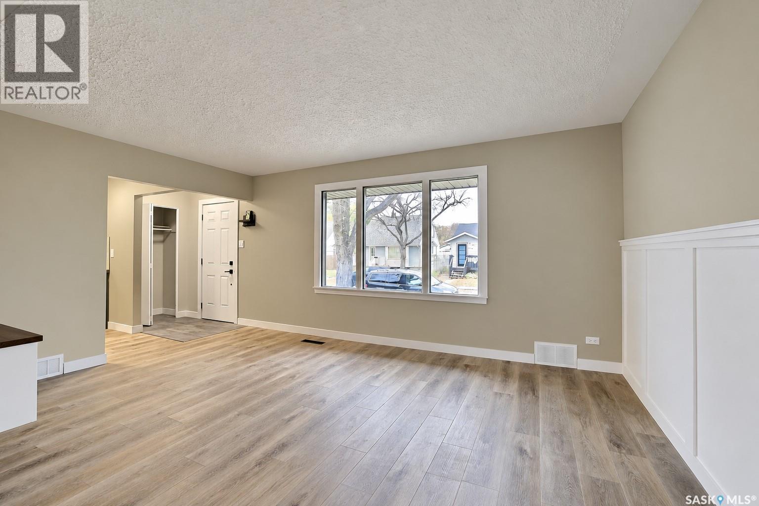 3721 Caen AVENUE - 10