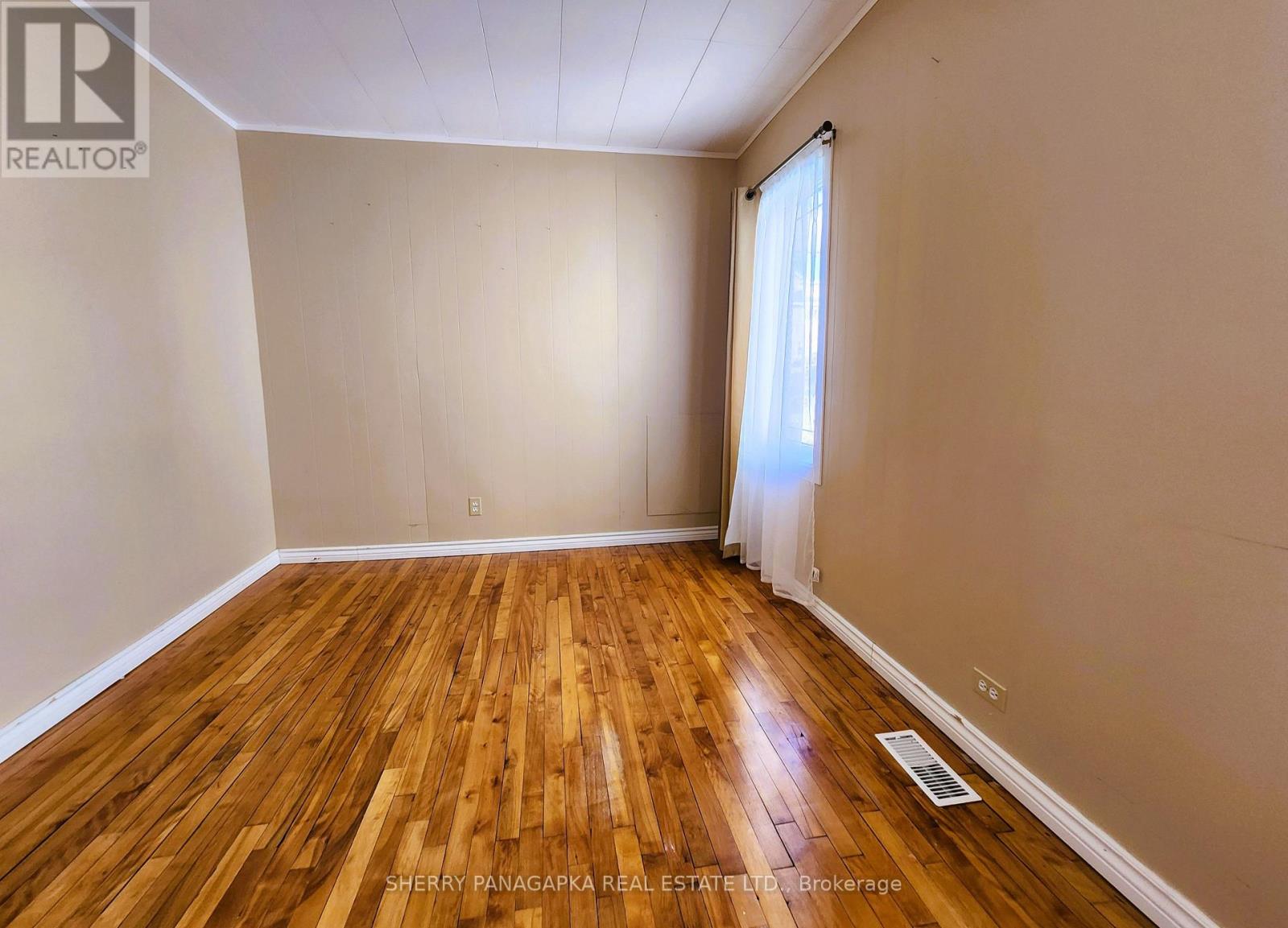 16 Taylor Avenue — photo 16