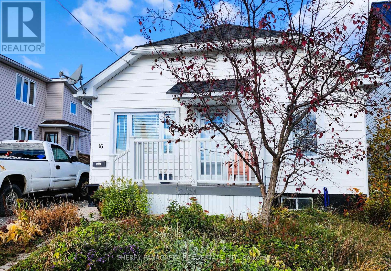 16 TAYLOR AVENUE - 39