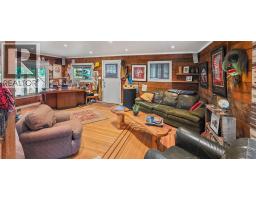 468 Sixth Avenue, Midway, BC V0H1M0 Photo 22