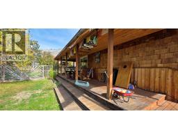 468 Sixth Avenue, Midway, BC V0H1M0 Photo 13