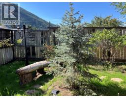 468 Sixth Avenue, Midway, BC V0H1M0 Photo 45