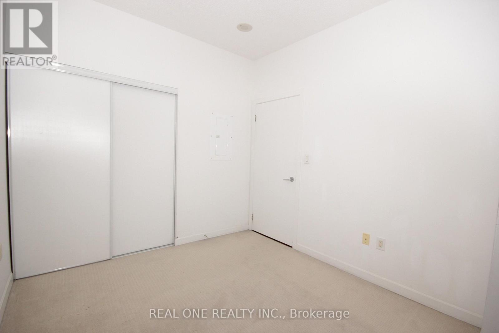 66 Forest Manor Road — photo 13