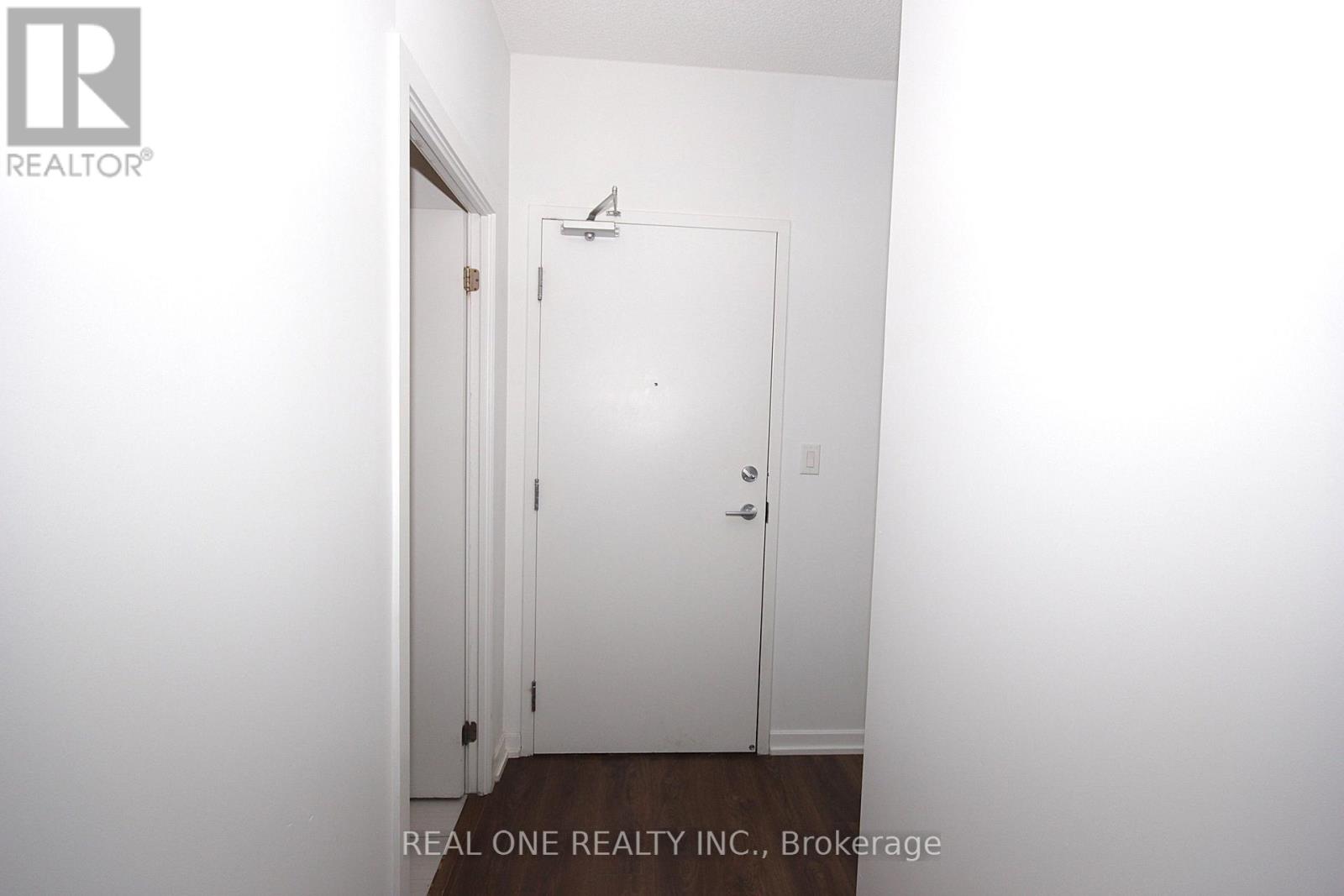 66 Forest Manor Road — photo 18