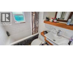 468 Sixth Avenue, Midway, BC V0H1M0 Photo 41