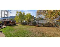 468 Sixth Avenue, Midway, BC V0H1M0 Photo 81