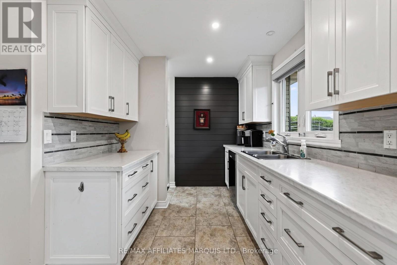 527 Blossom Park Drive — photo 17