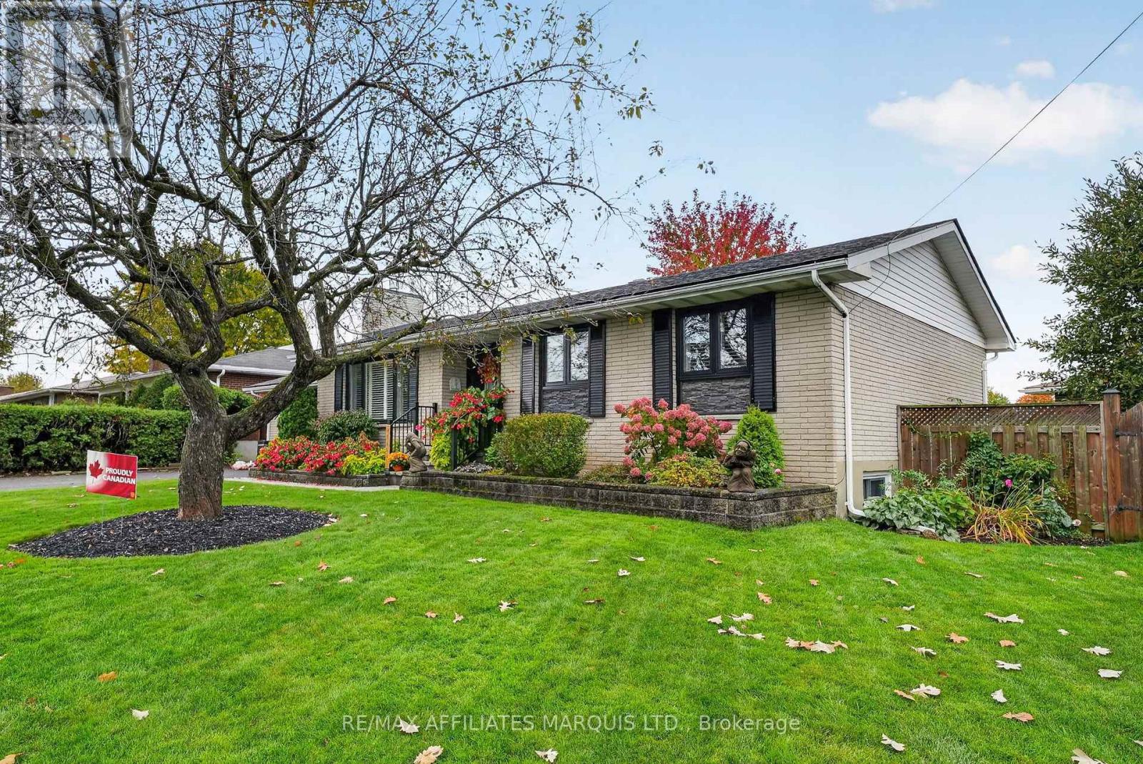 527 BLOSSOM PARK DRIVE, Cornwall — photo 2