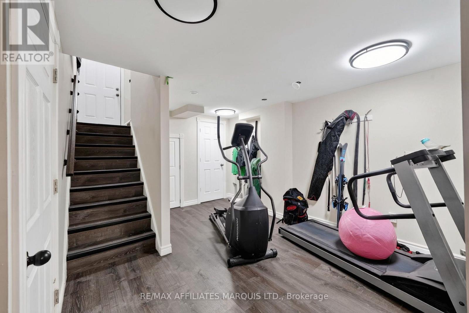 527 Blossom Park Drive — photo 31