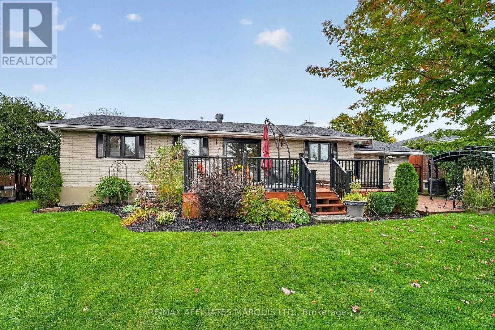 527 Blossom Park Drive — photo 34
