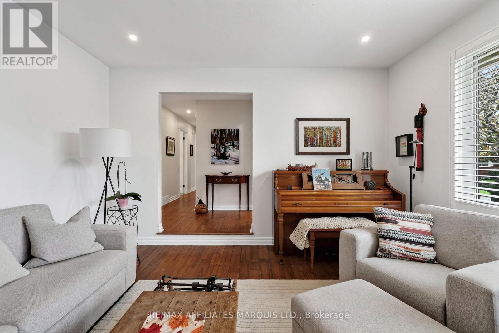 527 BLOSSOM PARK DRIVE, Cornwall — photo 8