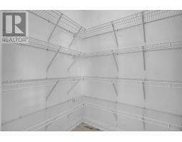 13 Barnes Drive, Oro Medonte, ON L0L2L0 Photo 18
