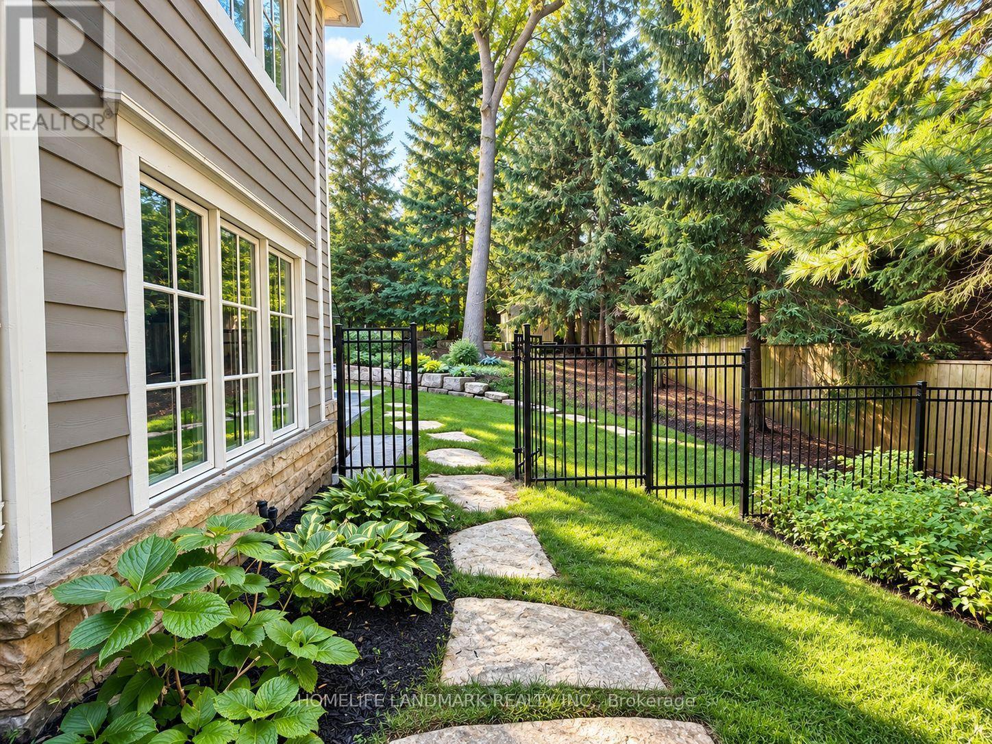 260 Pinetree Way, Mississauga, ON photo 43