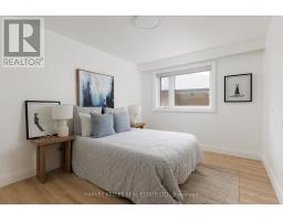215 Edenbridge Drive, Toronto, ON M9A3G9 Photo 22