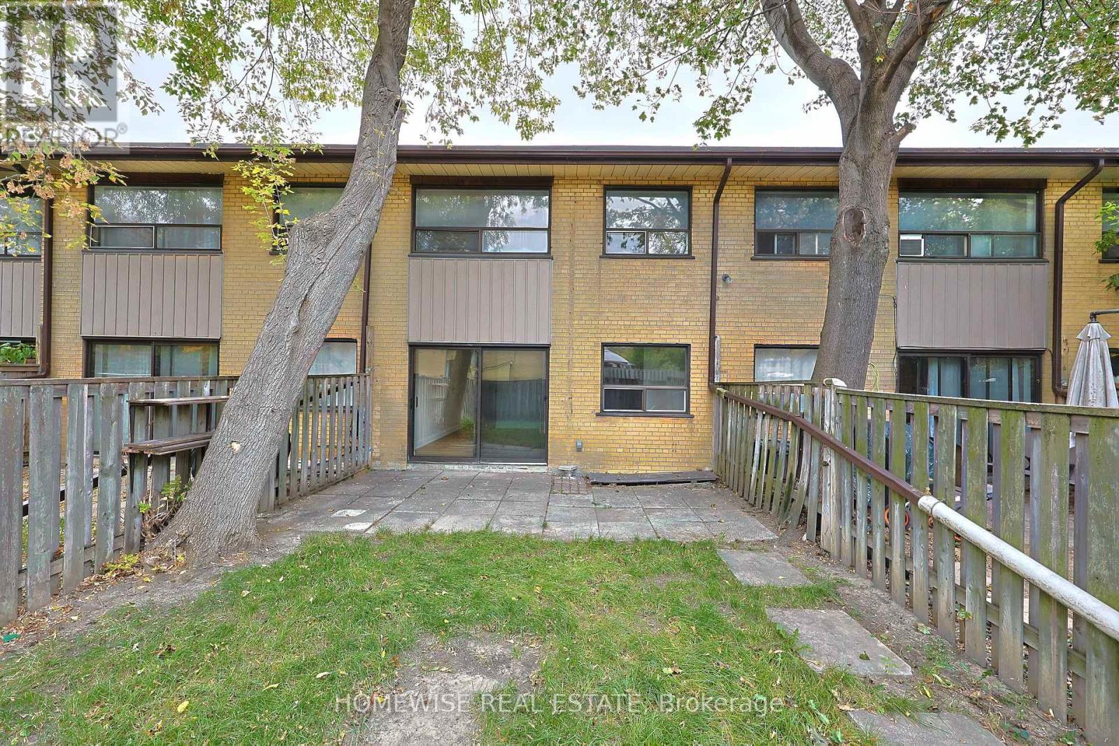 31 Sedgeley Drive — photo 34
