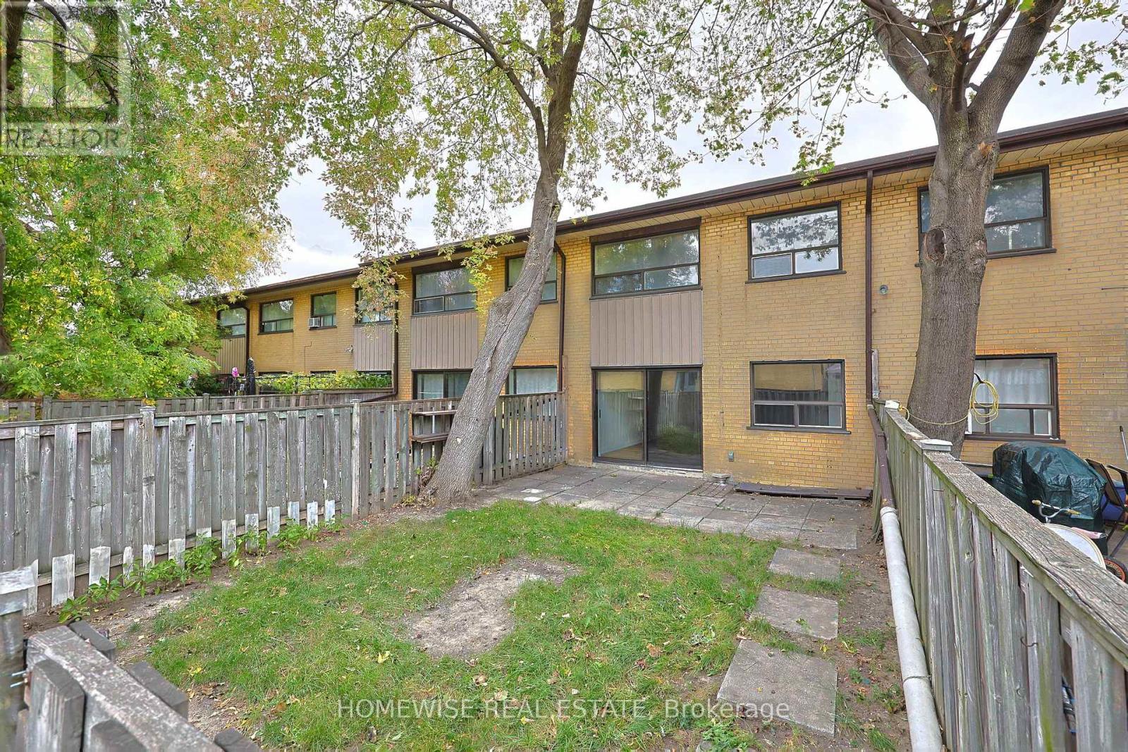 31 Sedgeley Drive — photo 35