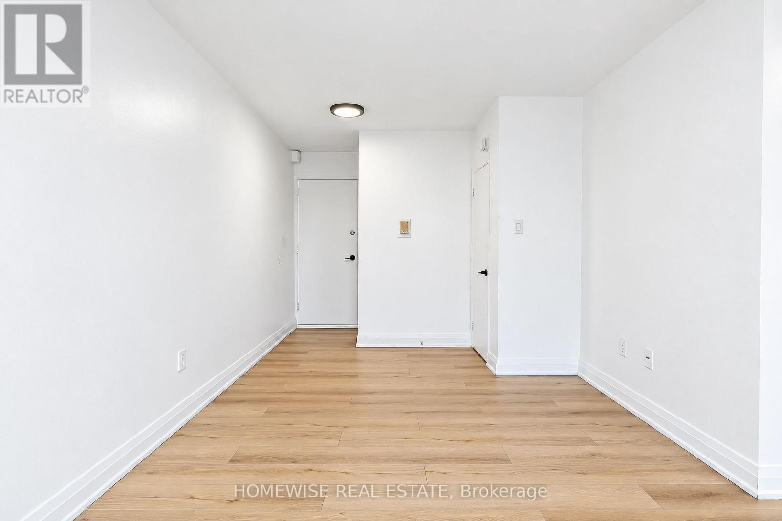 8 - 31 SEDGELEY DRIVE, Toronto (Willowridge-Martingrove-Richview) — photo 6