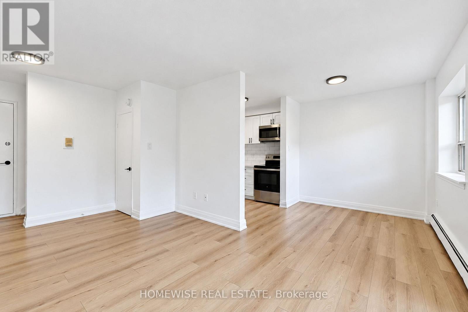 8 - 31 SEDGELEY DRIVE, Toronto (Willowridge-Martingrove-Richview) — photo 7