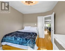 867 Glencairn Avenue, Toronto, ON M6B2A4 Photo 14
