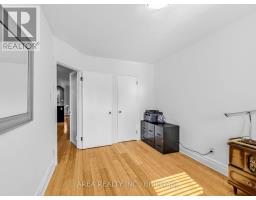 867 Glencairn Avenue, Toronto, ON M6B2A4 Photo 16