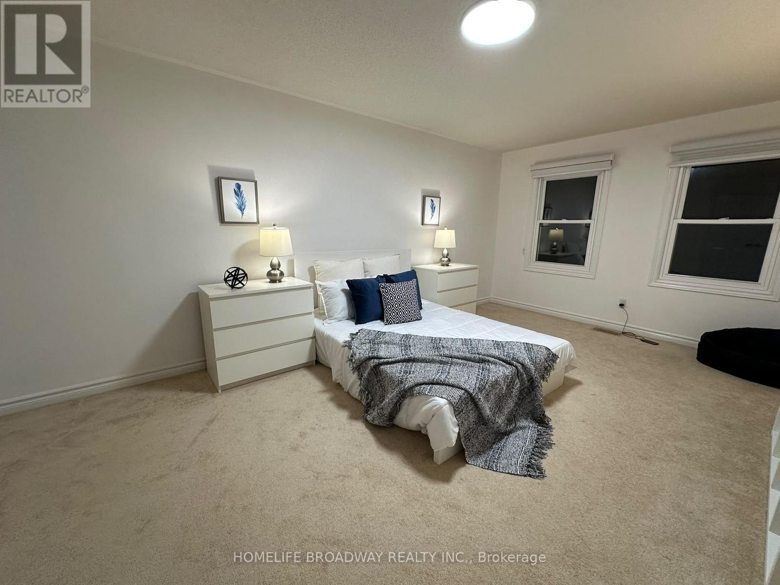 7 KING'S CROSS AVENUE - 26