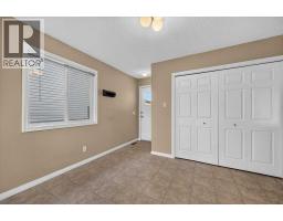 616 18 Street SE - photo 21