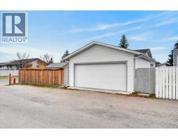 616 18 Street SE - photo 43