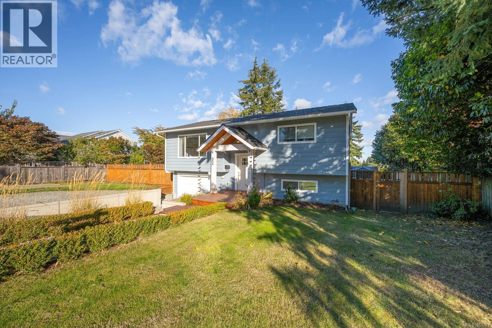 554 Cormorant St - 65
