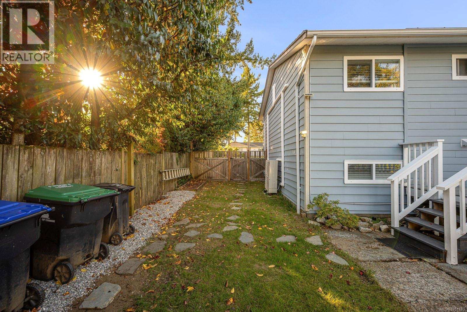 554 Cormorant St - 62