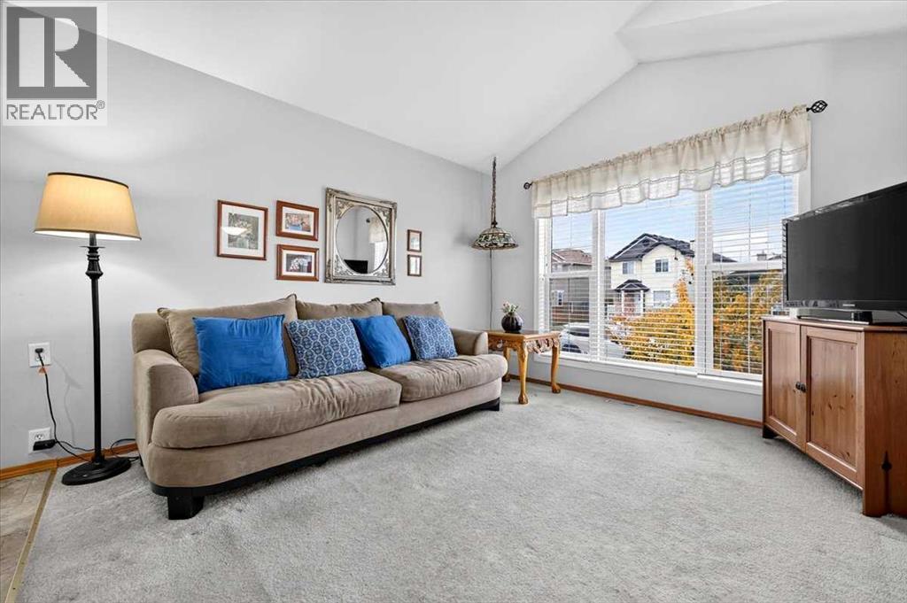 26 Saddlemead Way NE - photo 10