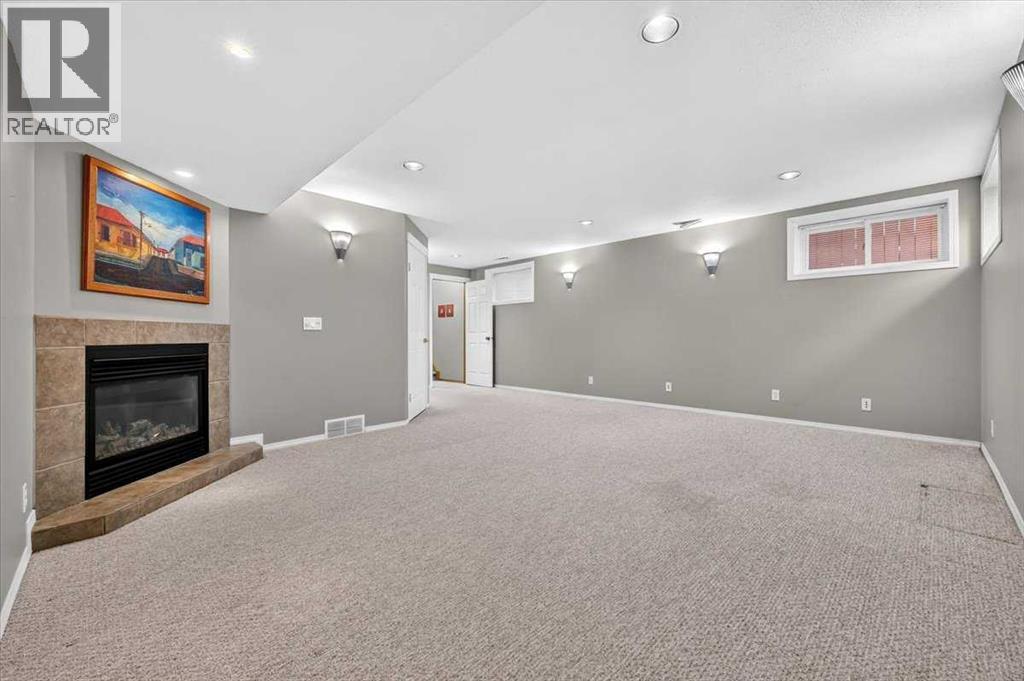 26 Saddlemead Way NE - photo 30