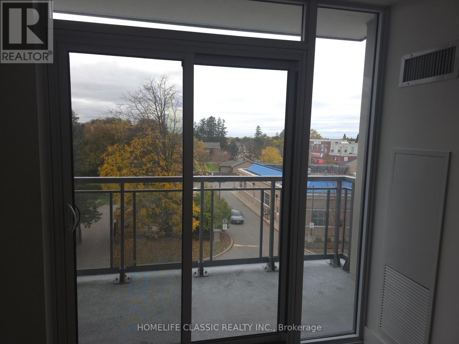 419 - 2075 KING ROAD, King (King City) — photo 5