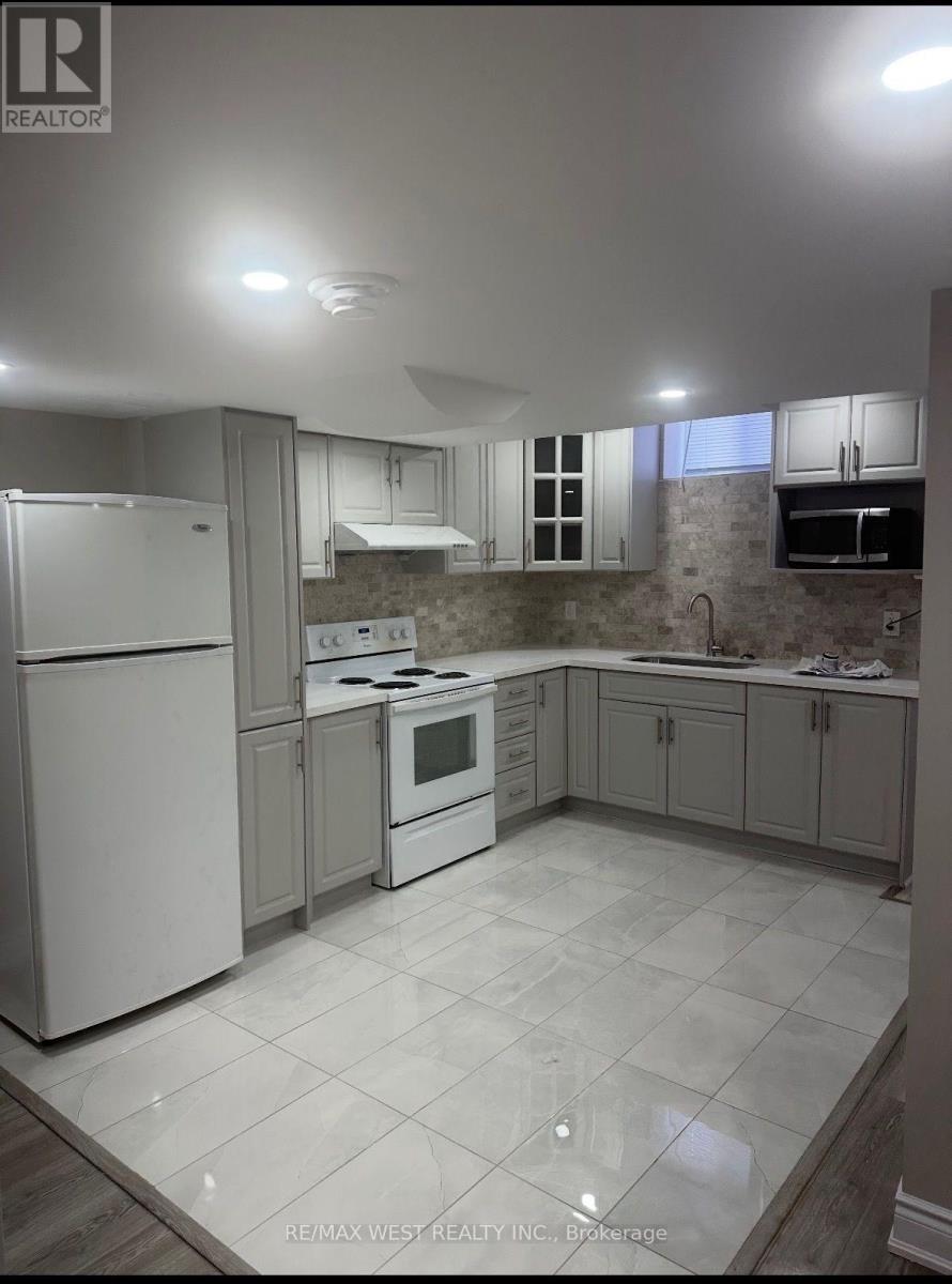 5 BRYONY ROAD, Brampton (Northwest Brampton) — photo 3