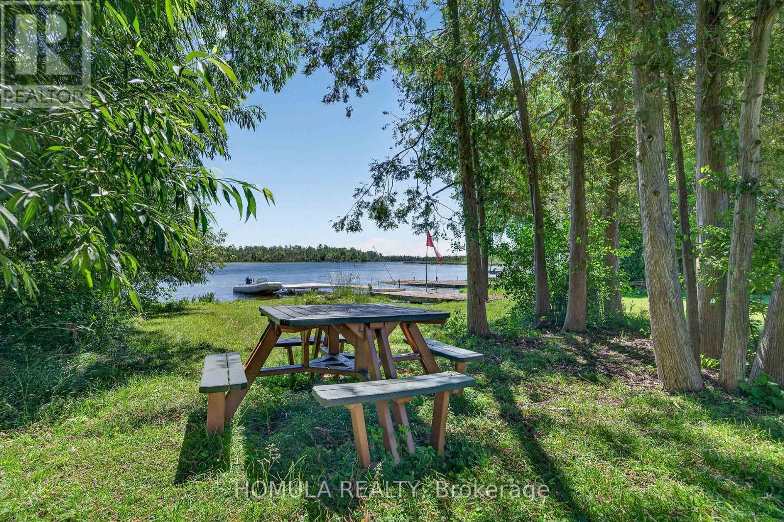 24 Riverside Drive — photo 39