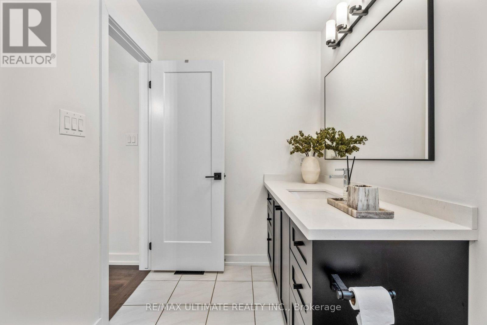 49 Blackbird Way, Hamilton, ON photo 27
