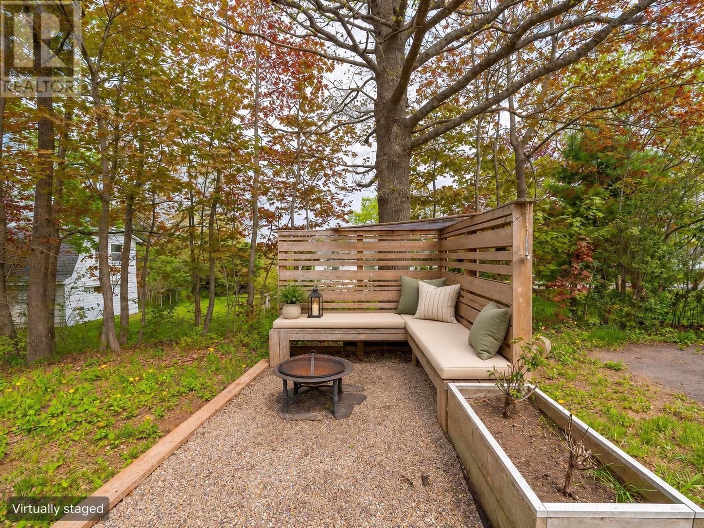 Property 44 of 50 of 1305 Ridge Road
