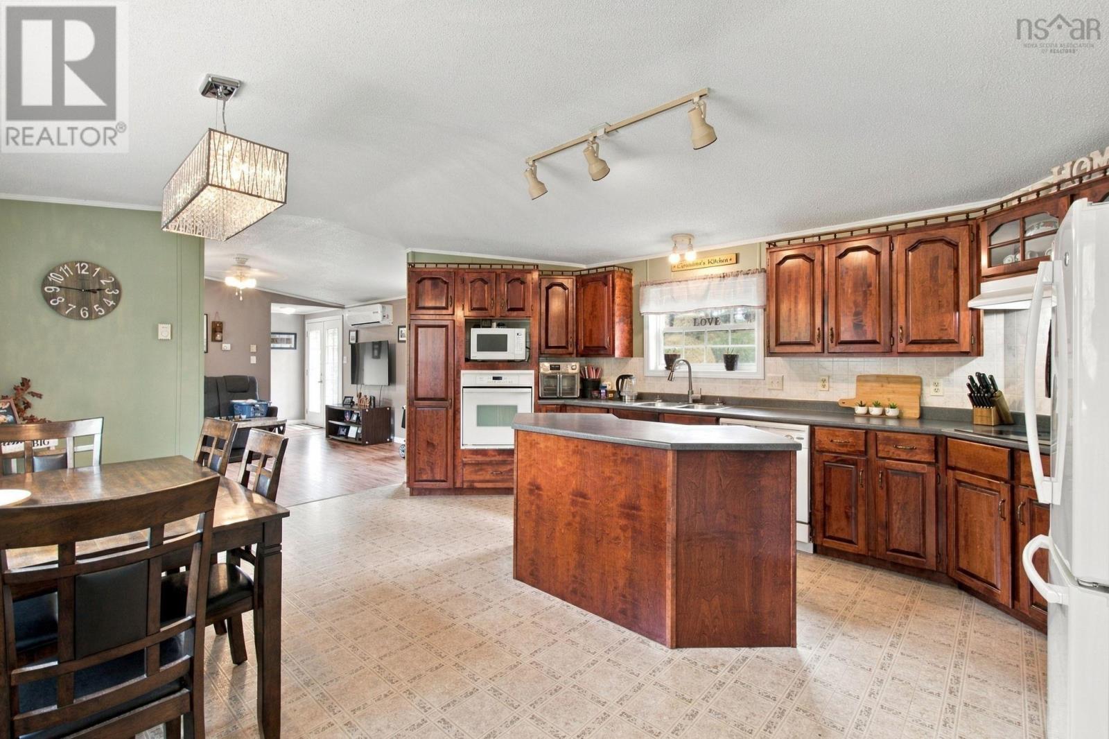 Property 23 of 52 of 51 Singer Rd Road