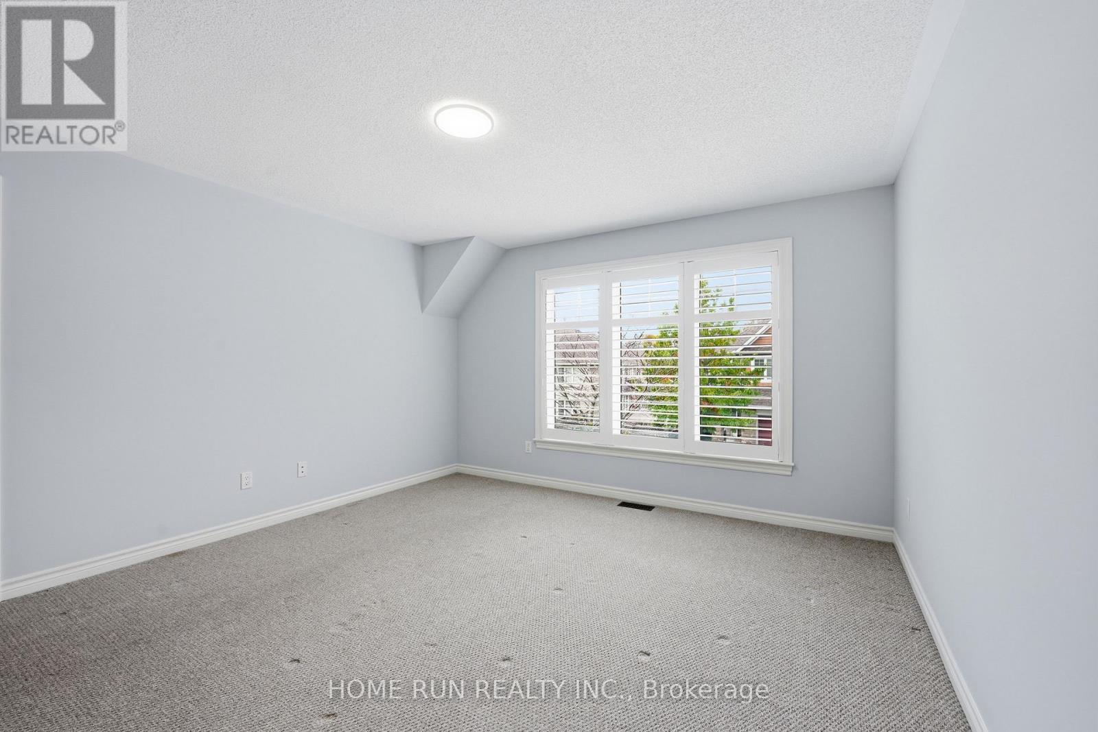 201 Espin Heights — photo 29
